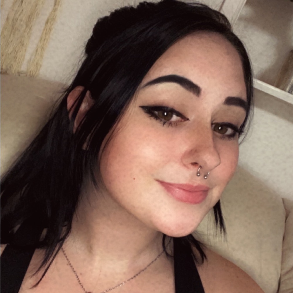 Meet your Posher, Maddi
